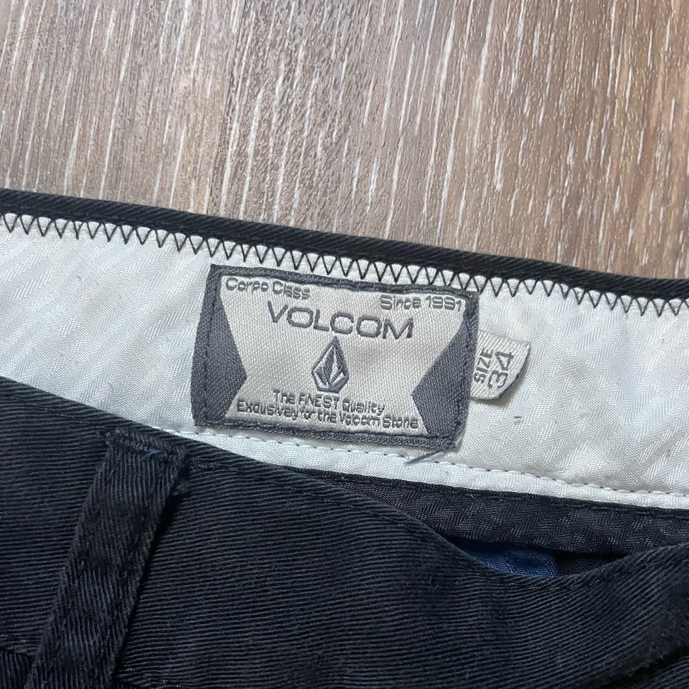 Volcom Size 34 - image 6